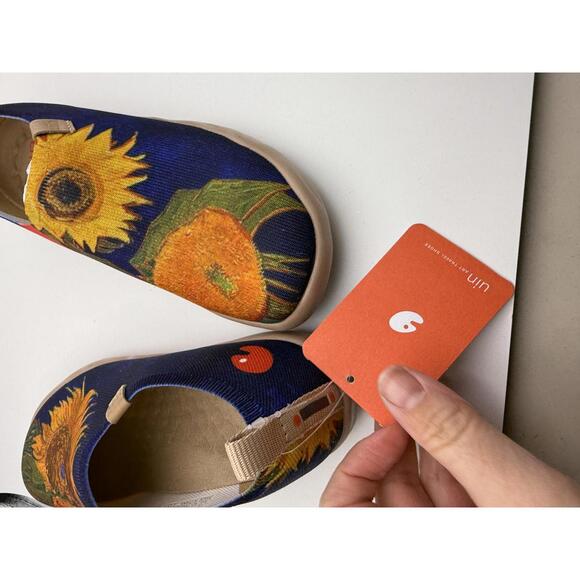 UIN Women's Slip-On Shoes with Sunflower Design Size 5 - Picture 6 of 8